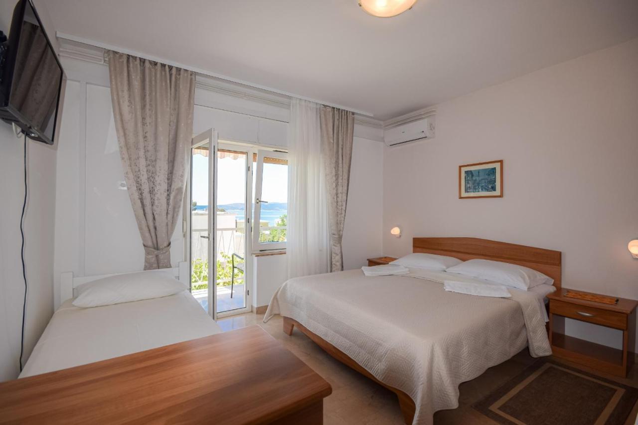 B&B Villa Ivona Baška Voda Buitenkant foto